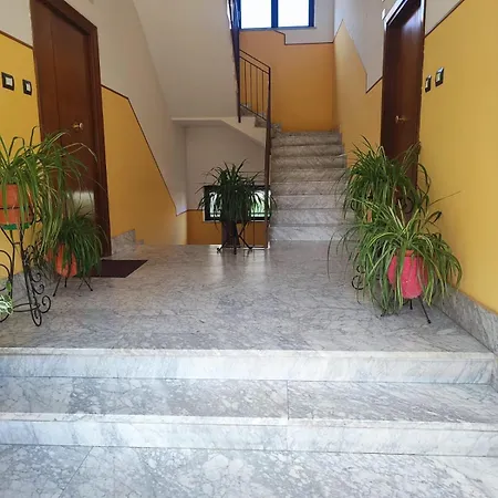A Casa Di Leo-intero