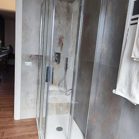 A Casa Di Leo-intero Apartment *